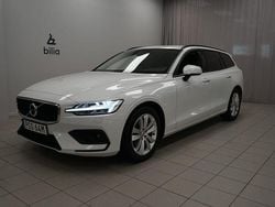 Vit Begagnad 2019 Volvo V60 Momentum Kombi | 249 900 kr (Marknadspris)