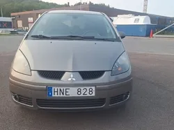 Grå Begagnad 2008 Mitsubishi Colt Halvkombi | 29 000 kr (Marknadspris)