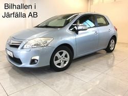 Ljusblå Begagnad 2010 Toyota Auris Hybrid Plus Halvkombi | 114 900 kr (Marknadspris)