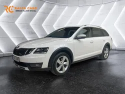 Vit Begagnad 2019 Skoda Octavia Scout Active Kombi | 244 000 kr (Marknadspris)