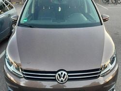 Brun Begagnad 2015 VW Touran Comfortline Minibuss | 119 900 kr (Marknadspris)