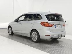 Silver Begagnad 2017 BMW 220 Gran Tourer Luxury Line Minibuss | 180 000 kr (Bra pris)