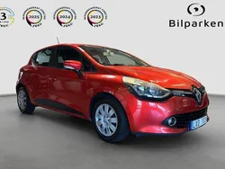 Röd Begagnad 2013 Renault Clio IV Halvkombi | 69 990 kr (Lite dyr)
