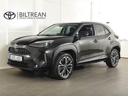 Svart Begagnad 2022 Toyota Yaris Cross Edition SUV | 268 900 kr (Marknadspris)