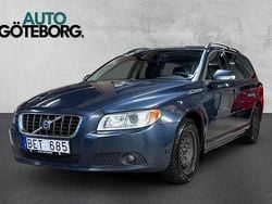 Blå Begagnad 2008 Volvo V70 Momentum Kombi | 44 900 kr (Marknadspris)
