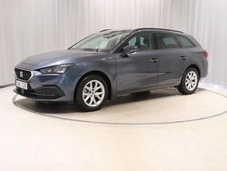 Grå Begagnad 2024 Seat Leon Kombi | 224 900 kr (Marknadspris)