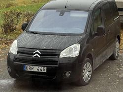 Svart Begagnad 2010 Citroën Berlingo Minibuss | 55 000 kr (Lite dyr)