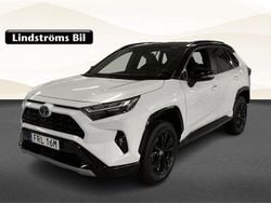 Vit Begagnad 2022 Toyota RAV4 Hybrid Style SUV | 384 900 kr (Marknadspris)