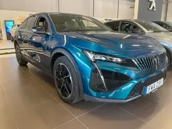 Blå Begagnad 2023 Peugeot 408 GT GTi SUV | 289 900 kr (Marknadspris)