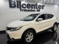 Vit Begagnad 2015 Nissan Qashqai SUV | 129 900 kr (Lite dyr)