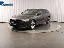 Grå Begagnad 2024 Volvo V90 Plus Kombi | 479 900 kr (Marknadspris)