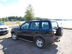Svart Begagnad 2001 Land Rover Freelander SUV | 119 000 kr