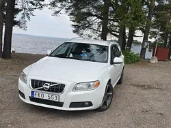 Vit Begagnad 2012 Volvo V70 Summum Kombi | 87 000 kr (Marknadspris)