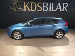 Blå Begagnad 2015 Volvo V40 Kombi | 125 000 kr (Bra pris)
