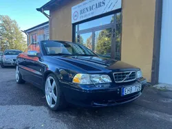 Mörkblå Begagnad 2003 Volvo C70 Cab | 69 900 kr (Dyr)