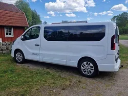 Vit Begagnad 2017 Opel Vivaro Van | 185 000 kr