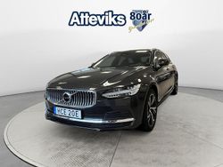 Grå Begagnad 2022 Volvo V90 Kombi | 369 900 kr (Marknadspris)