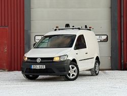 Vit Begagnad 2018 VW Caddy Minibuss | 149 900 kr (Marknadspris)