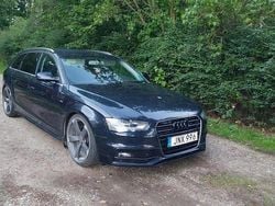 Blå Begagnad 2015 Audi A4 Sport Kombi | 75 000 kr (Marknadspris)