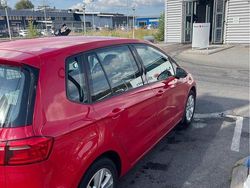 Röd Begagnad 2015 VW Golf VII Halvkombi | 140 000 kr (Marknadspris)