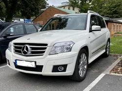 Vit Begagnad 2010 Mercedes GLK220 SUV | 109 000 kr (Marknadspris)