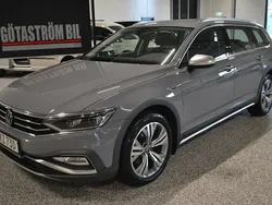 Grå Begagnad 2022 VW Passat Alltrack Kombi | 277 000 kr (Bra pris)