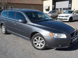 Grå Begagnad 2009 Volvo V70 Momentum Kombi | 64 900 kr (Marknadspris)