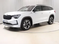 Vit Begagnad 2025 Skoda Kodiaq SportLine SUV | 499 900 kr