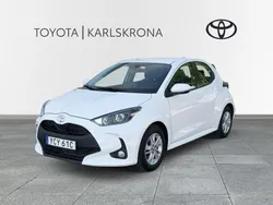 Vit Begagnad 2021 Toyota Yaris Active Halvkombi | 199 000 kr (Dyr)