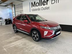 Röd Begagnad 2018 Mitsubishi Eclipse Cross SUV | 189 900 kr (Lite dyr)