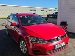 Röd Begagnad 2015 VW Golf VII Kombi | 103 000 kr (Bra pris)