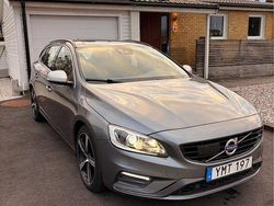 Grå Begagnad 2018 Volvo V60 R-Design Kombi | 187 000 kr