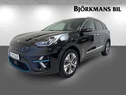 Svart (/abp/ aurora black pearl m) Begagnad 2021 Kia e-Niro Advance SUV | 229 900 kr (Bra pris)