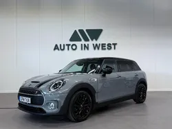 Grå Begagnad 2023 Mini Clubman Kombi | 319 899 kr (Marknadspris)