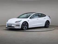 Vit Begagnad 2022 Tesla Model 3 Long Range Sedan | 335 000 kr (Marknadspris)