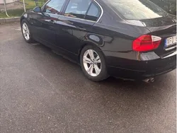 Svart Begagnad 2006 BMW 325 Advantage Sedan | 55 000 kr (Bra pris)