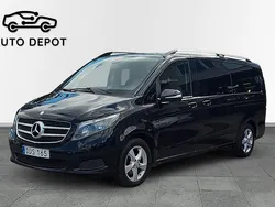 Svart Begagnad 2015 Mercedes V250 Minibuss | 189 000 kr