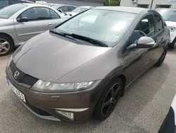 Grå Begagnad 2011 Honda Civic Sport Halvkombi | 64 900 kr (Bra pris)