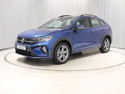 Blå (reef blue metallic) Begagnad 2024 VW Taigo R-line SUV | 239 900 kr (Marknadspris)