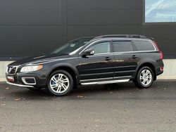 Svart Begagnad 2011 Volvo XC70 Summum Kombi | 129 800 kr (Marknadspris)