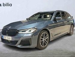 Blå Begagnad 2022 BMW 530e M Sport Kombi | 379 000 kr (Marknadspris)