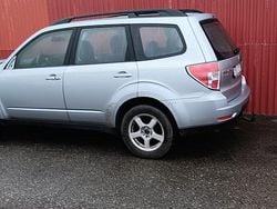 Silver Begagnad 2012 Subaru Forester SUV | 19 000 kr (Bra pris)