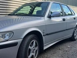Grå Begagnad 2002 Saab 9-3 Halvkombi | 27 000 kr (Lite dyr)