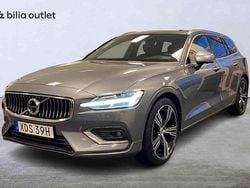 Grå Begagnad 2019 Volvo V60 Kombi | 339 900 kr