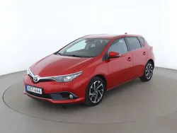 Röd Begagnad 2015 Toyota Auris Active | 98 000 kr (Bra pris)