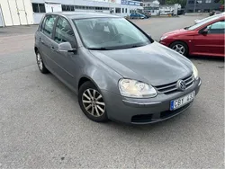 Grå Begagnad 2007 VW Golf V Sportline Halvkombi | 15 900 kr (Superpris)