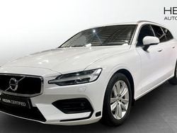 Vit Begagnad 2019 Volvo V60 Momentum Kombi | 229 900 kr (Bra pris)