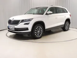 Vit Begagnad 2021 Skoda Kodiaq SUV | 338 900 kr (Bra pris)