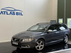 Grå Begagnad 2011 Volvo V70 R-Design Kombi | 89 900 kr (Marknadspris)