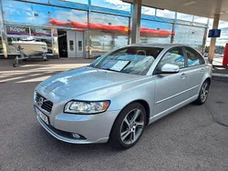 Ljusgrå Begagnad 2012 Volvo S40 Momentum Sedan | 98 500 kr (Dyr)